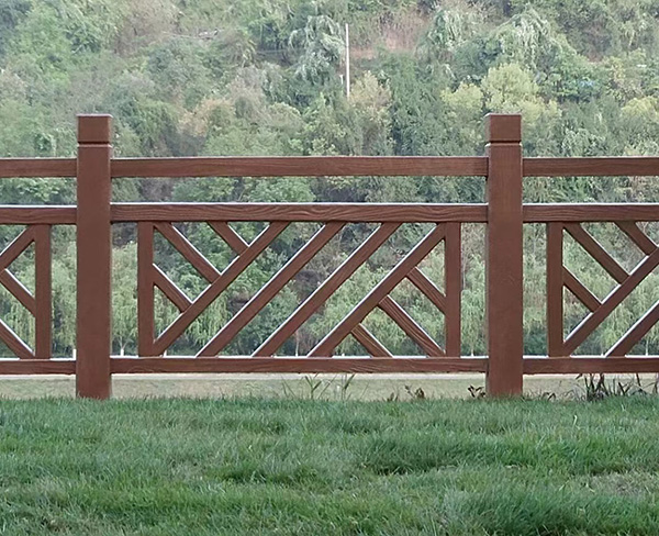 一般在什么地方會(huì)用到混凝土仿木護(hù)欄