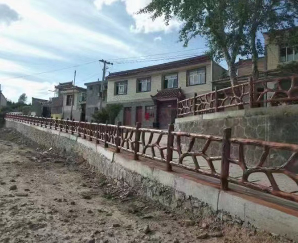 仿樹皮護(hù)欄