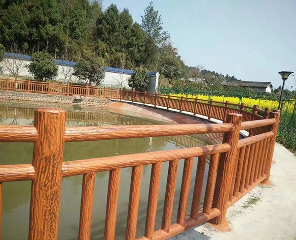 仿樹皮護(hù)欄