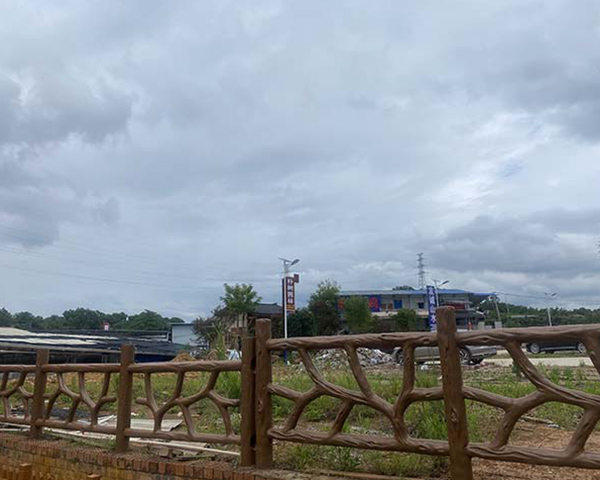 混凝土仿木欄桿相比于其他材質(zhì)欄桿有什么優(yōu)點？