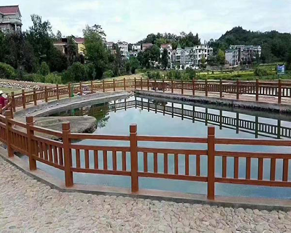 南寧水泥仿木護欄的特點有哪些?