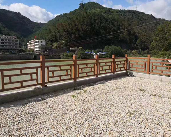 南寧仿樹皮欄桿施工工藝是怎樣的？