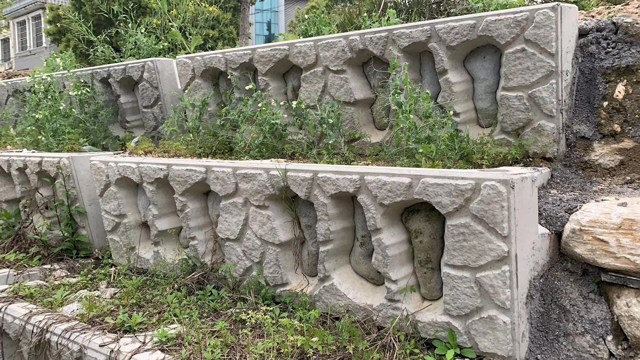 廣西仿竹護(hù)欄的制作方法