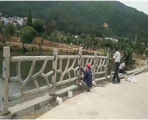 仿樹藤護(hù)欄相比于其他材質(zhì)欄桿有什么優(yōu)點(diǎn)？