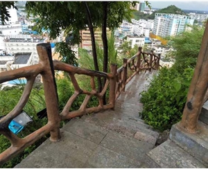 南寧混凝土仿木欄桿款式應(yīng)該怎樣選擇?